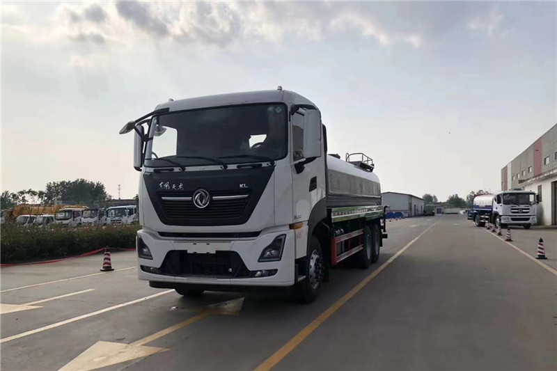 東風(fēng)天龍后八輪20噸噴霧車(chē)，國(guó)六綠化噴灑車(chē)